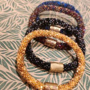 Armband roll on met glazen kralen - Return to Sender